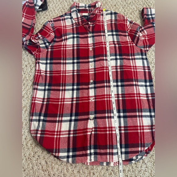 Gap women’s red and white holiday/ fall winter plaid flannel shirt Sz M - Picture 6 of 7